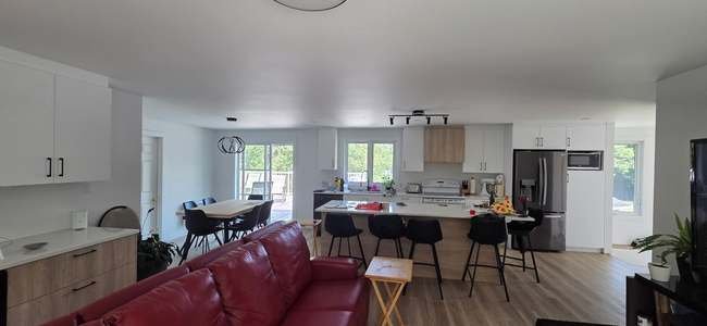 Rénovation résidentielle — plan ouvert